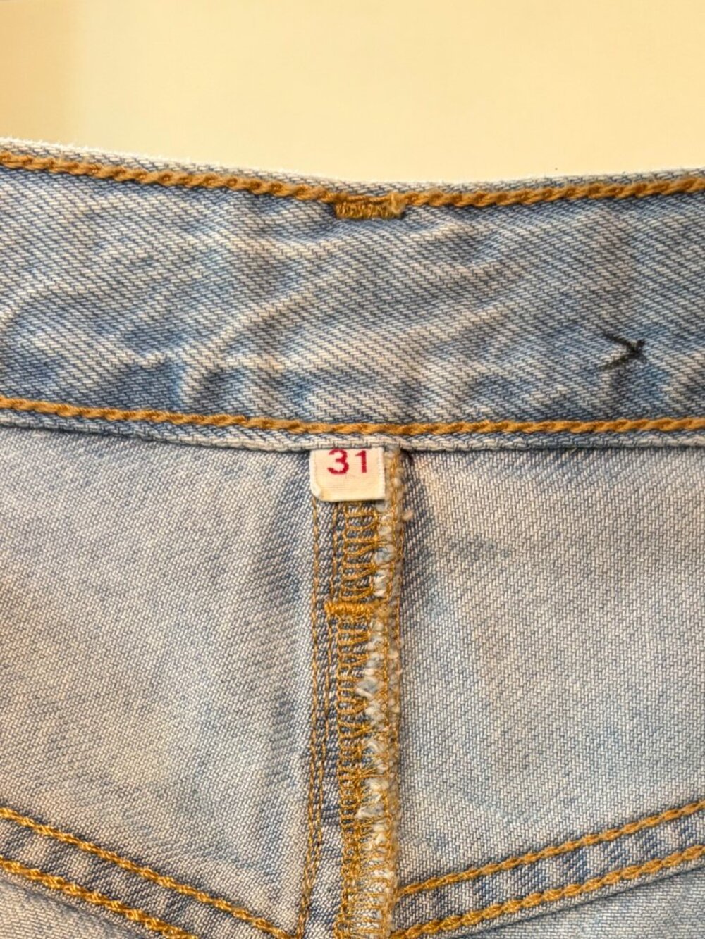 EUC Levi's Iconic Long Denim Maxi Skirt Light Wash A-Line Pockets Sz 16 Western - Picture 6 of 9